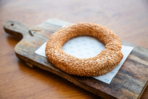 Round Koulouri with Sesame